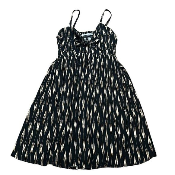 Banana Republic Dress With Cutout Front, XS Tall, NWT - Picture 7 of 11